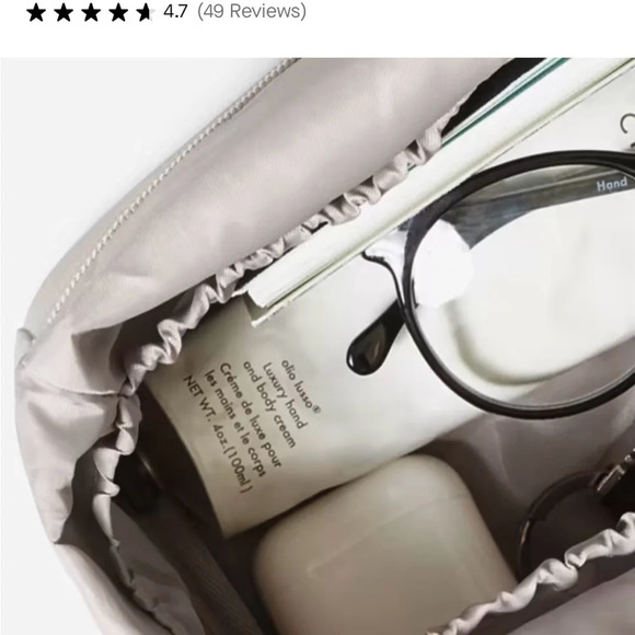 Everlane ReNew Transit Catch-All Case in Navy Blue - Picture 4 of 5